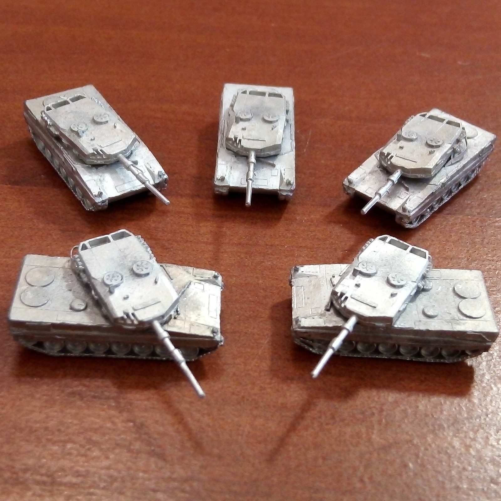 CinC Modern Micro Armour 1/285th Scale Leopard MBT Unpainted