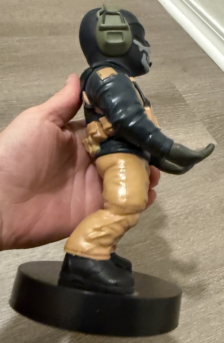 Cable Guys Skull Soldier Controller Stand Phone Holder Figure Multicolor PS Xbox