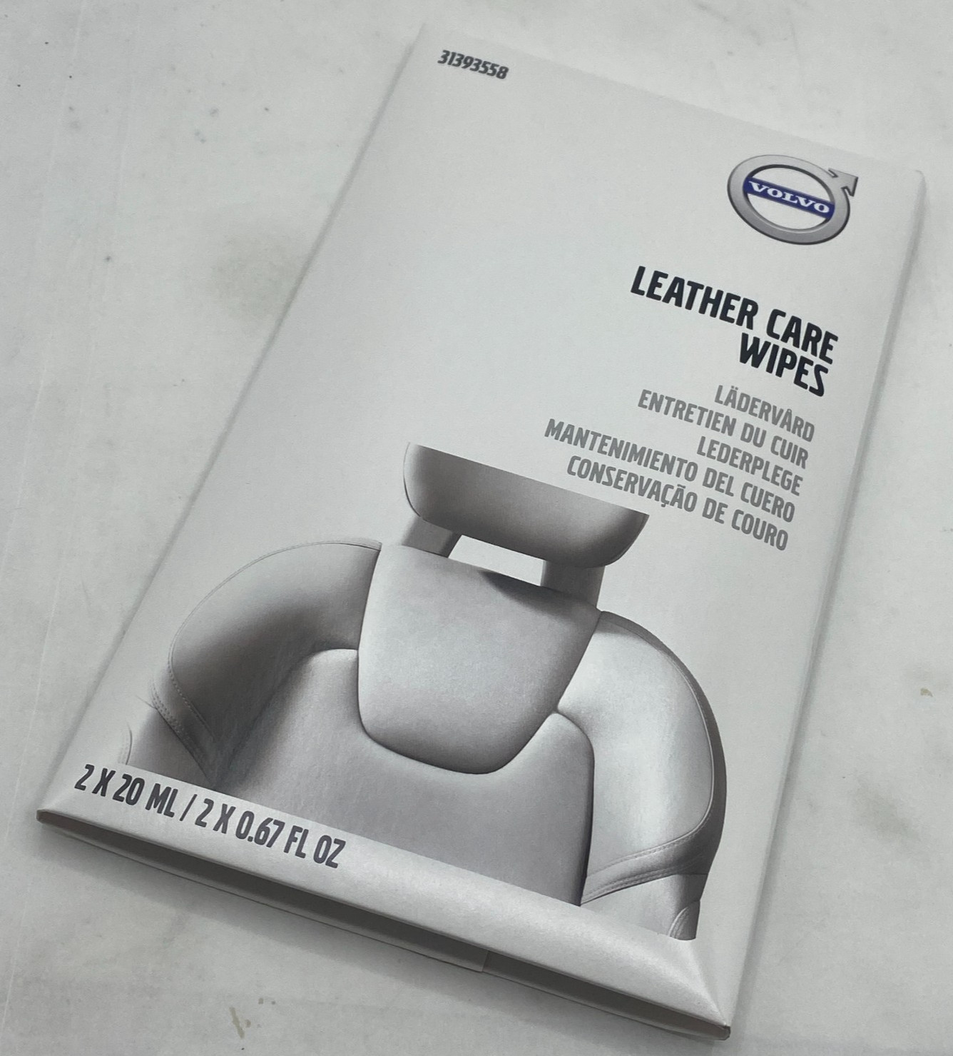 Volvo Genuine 31393558 Leather Care Wipes Clean Conditioner