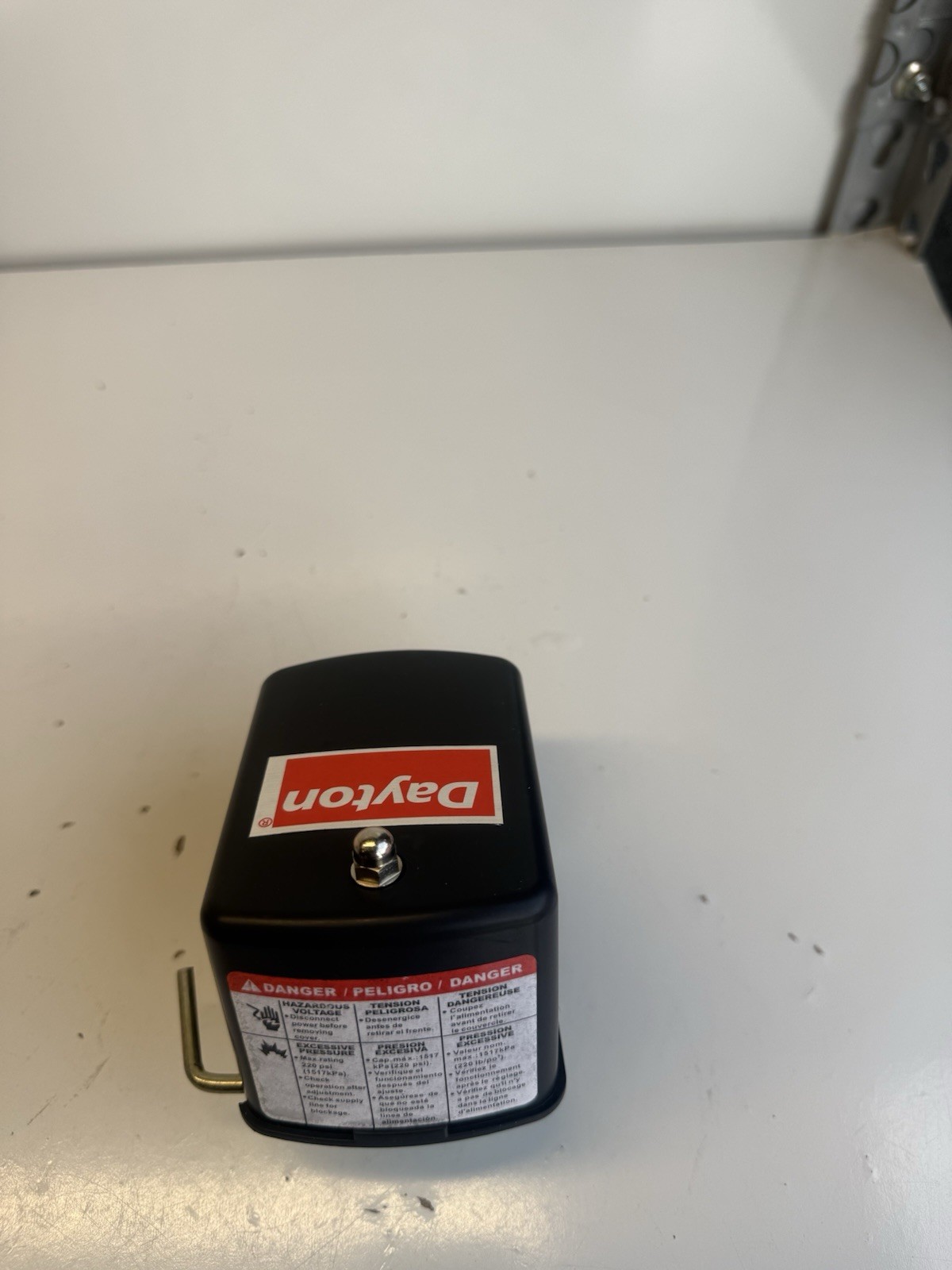 Dayton Pressure Switch 12T087
