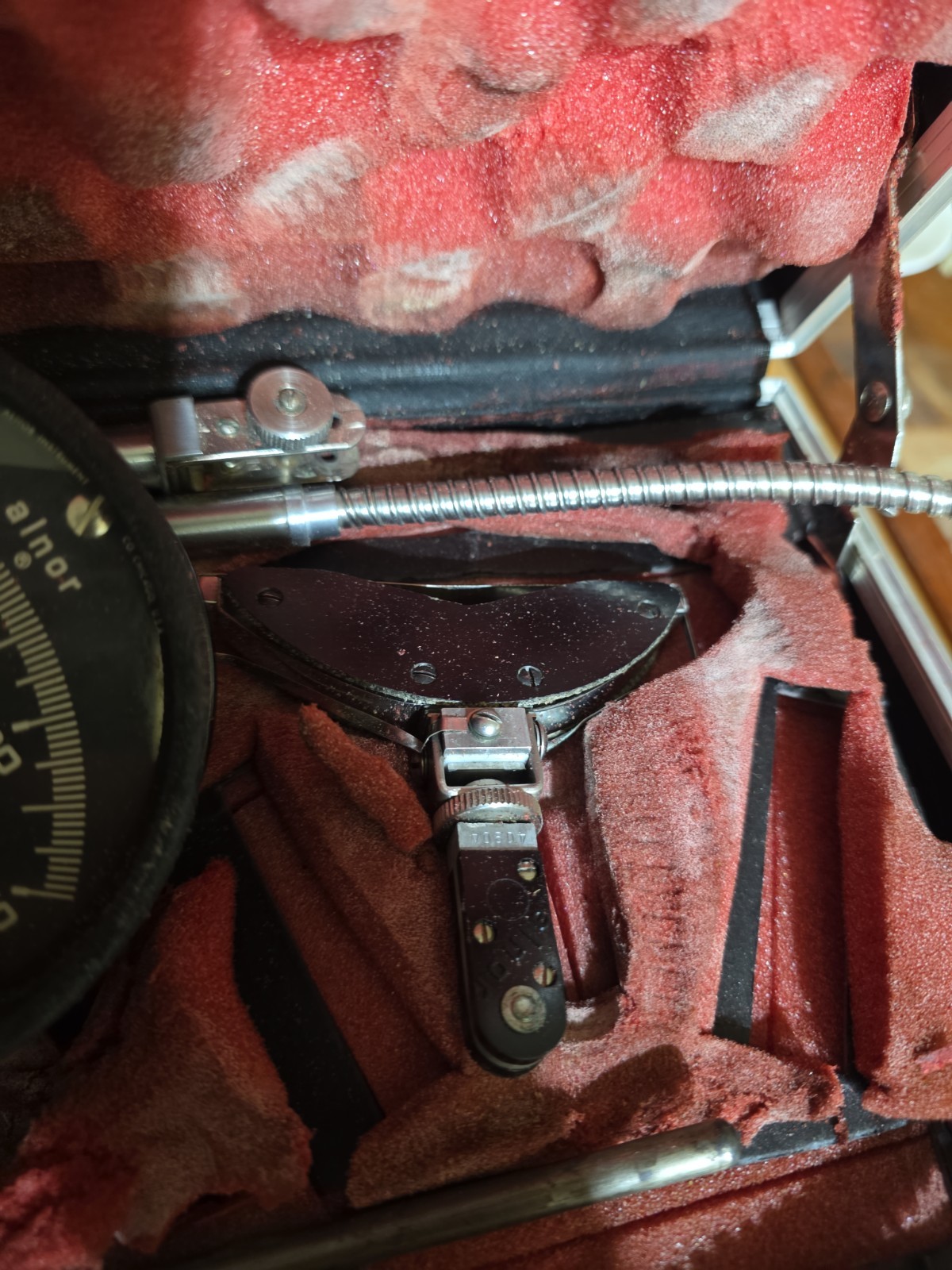 Vintage Alnor Pyrocon Pyrometer Thermometer