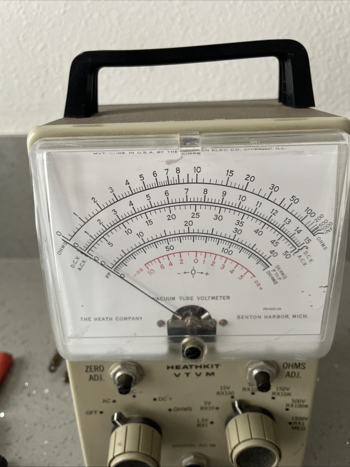 Heathkit Model IM-18 VTVM Vacuum Tube Voltmeter untested