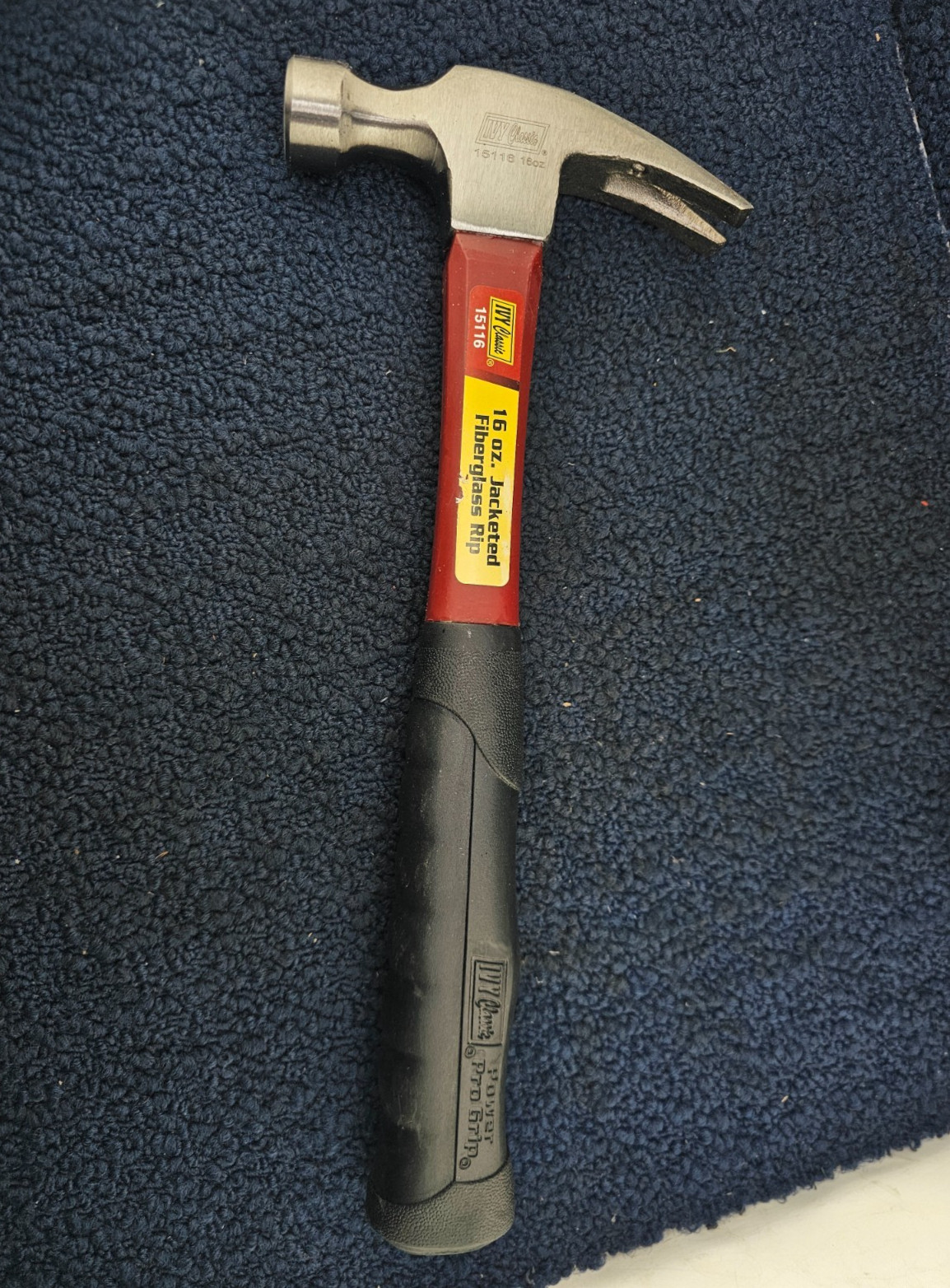 IVY CLASSIC 15116: Ripping Claw Jacketed Fiberglass Hammer Power Pro Grip Handle