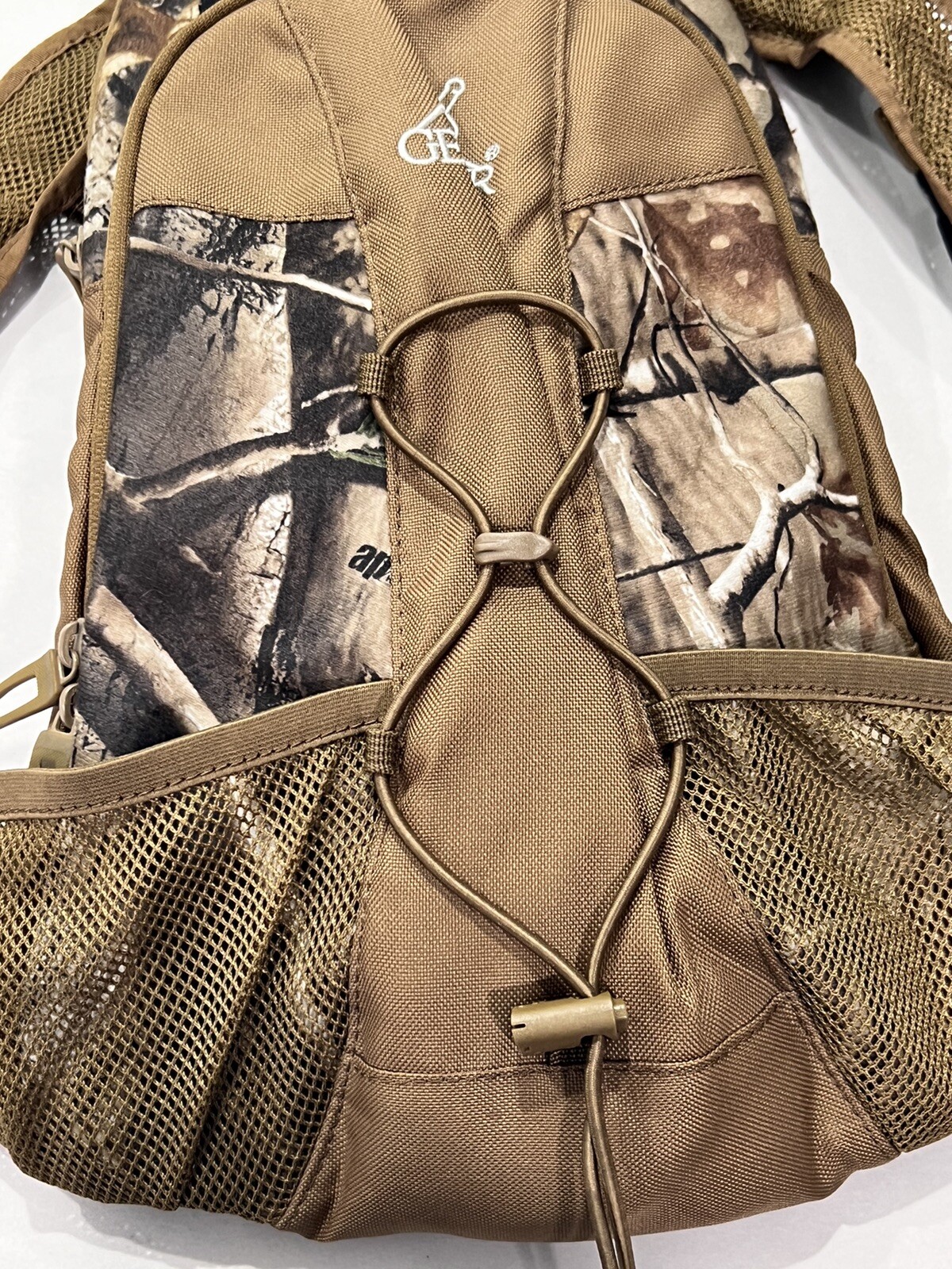 Gerber Water Hydration Bladder Hiking Backpack Day Pack