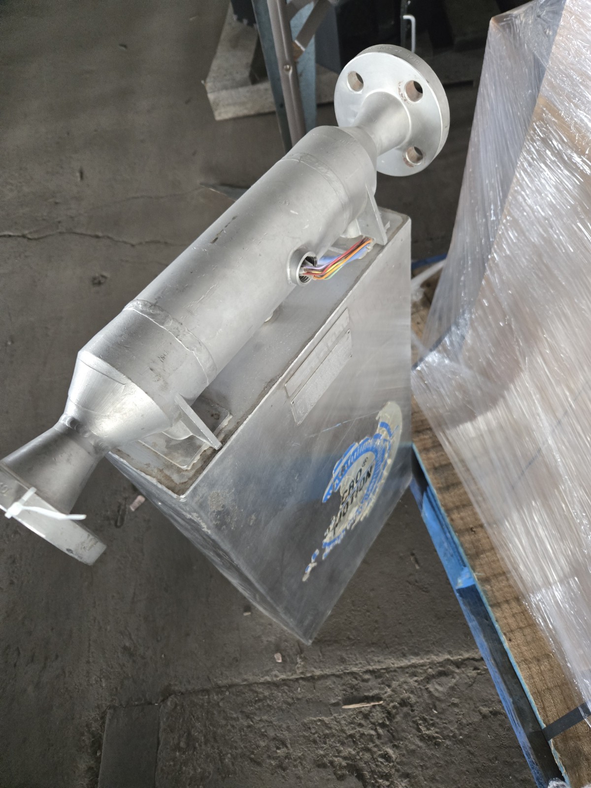 Micro Motion Mass Flow Meter. Model D 100S-SS