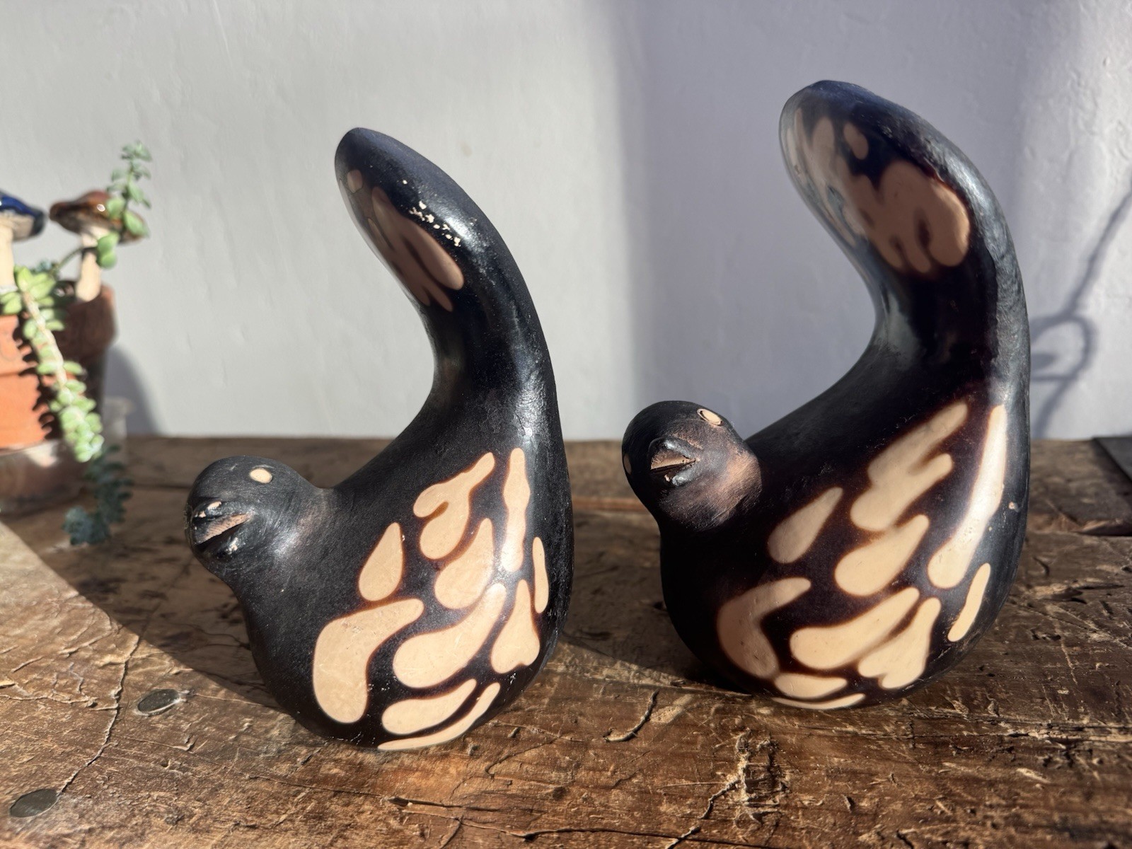 2 Vintage Chulucanas Pottery Dove Signed By Artist Ernesto Valladares Sánchez