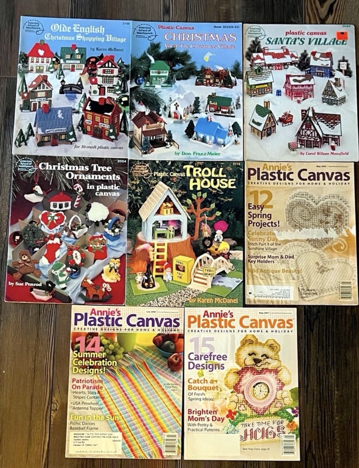 American School of Needlework & Annie's Plastic Canvas Craft Magazines (8)