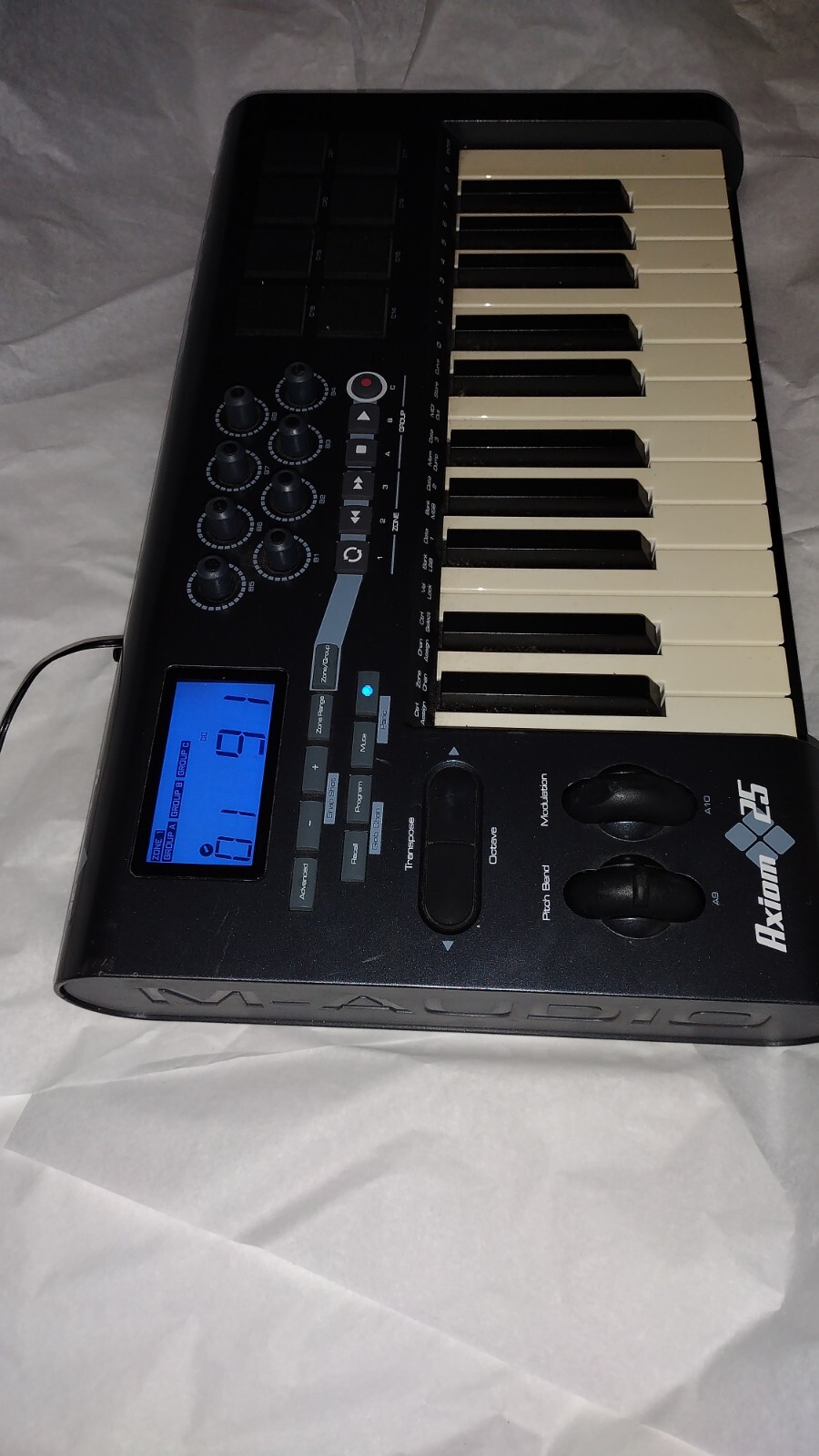 M-Audio AXIOM 25 Key Semi Weighted USB MIDI Keyboard Controller Tested used