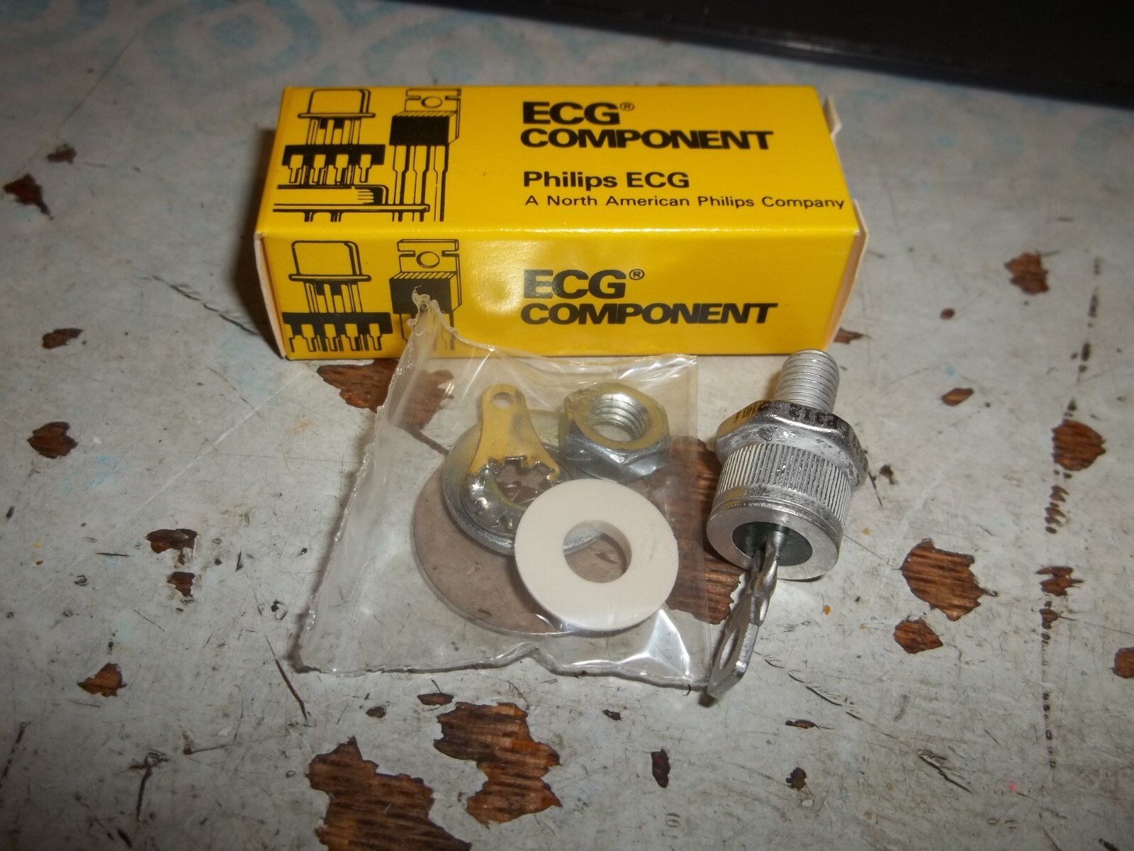 PHILIPS SYLVANIA ECG GENERAL PURPOSE RECTIFIER DIODE TRANSISTOR 5529 (*1-2)