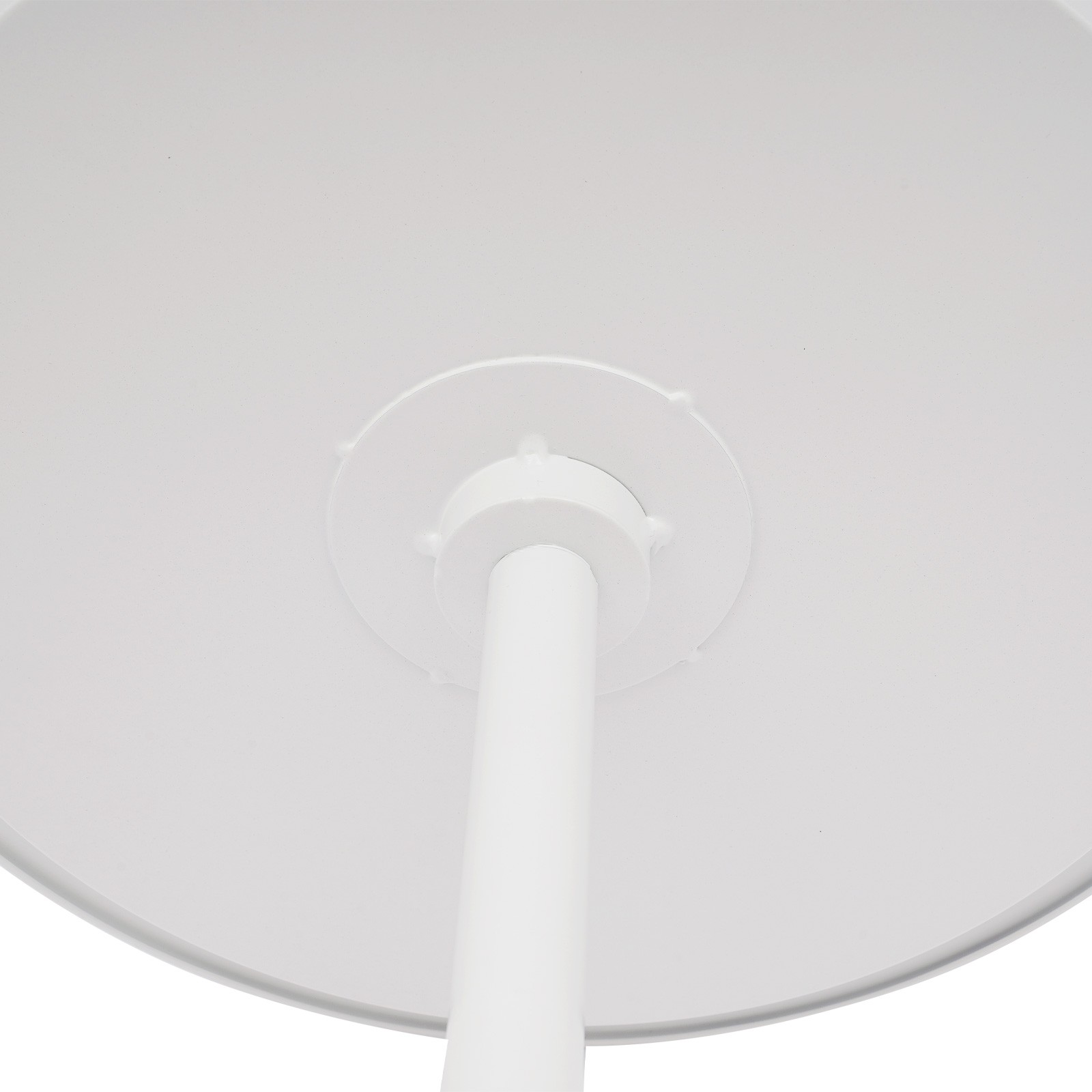 Set of 2 Side Tables Nesting Tables Round Side Table Set End Table Set White USA