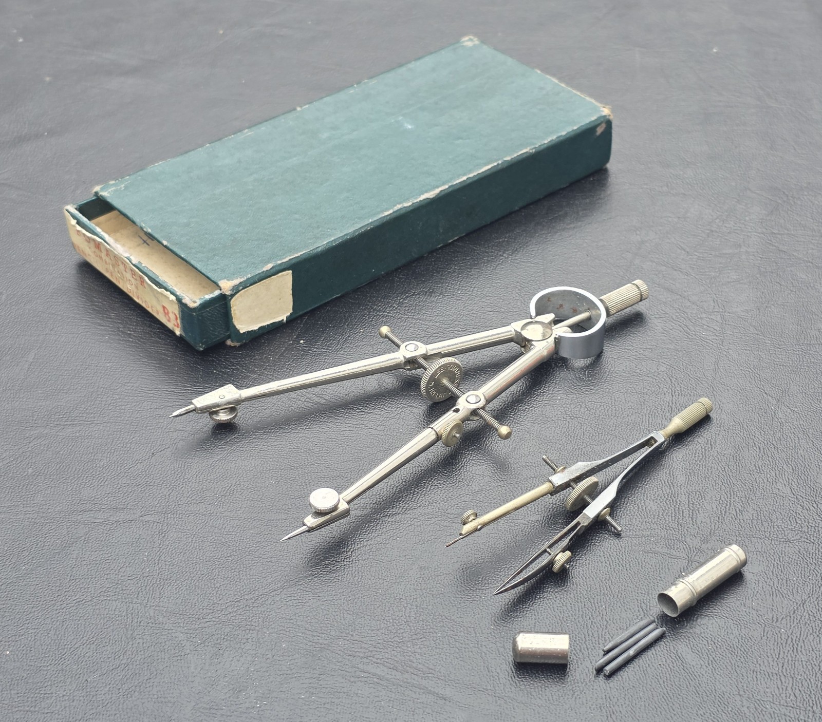 Vintage Lee Guinness "Bomaster" No. 83 Drafting Compass Set Boxed — Dated 1961