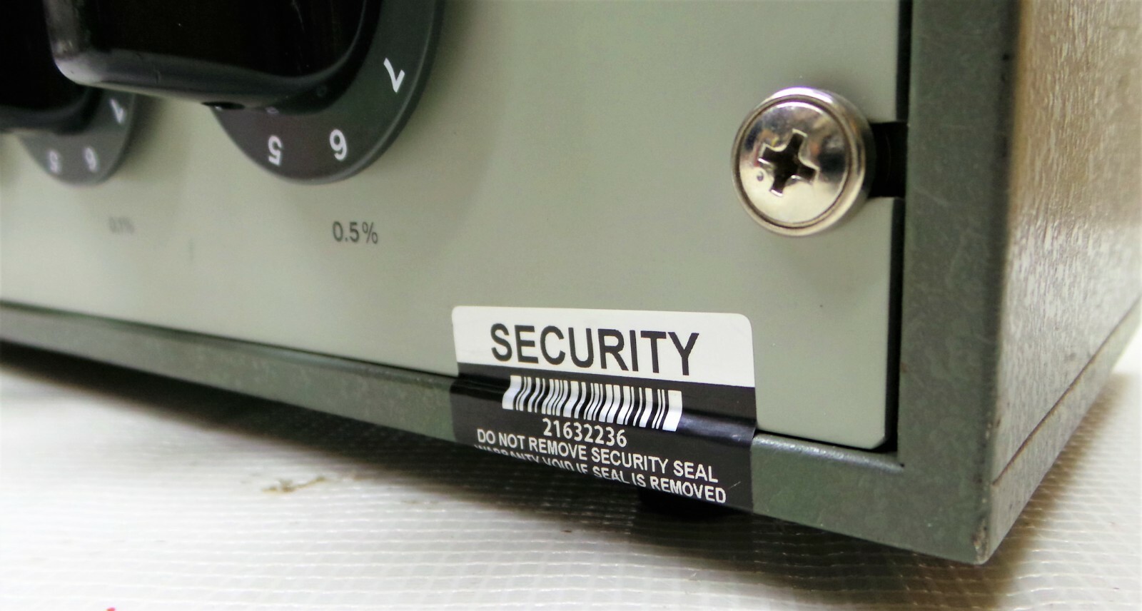 YOKOGAWA 2793 DECADE RESISTANCE BOX.