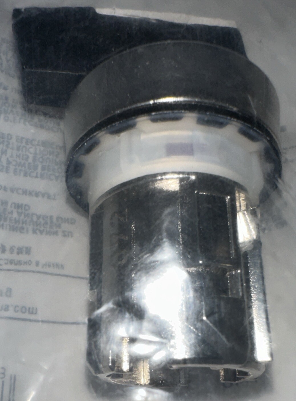 SIEMENS 3SU1052-2CC60-0AA0 / 3SU10522CC600AA0 (NEW)
