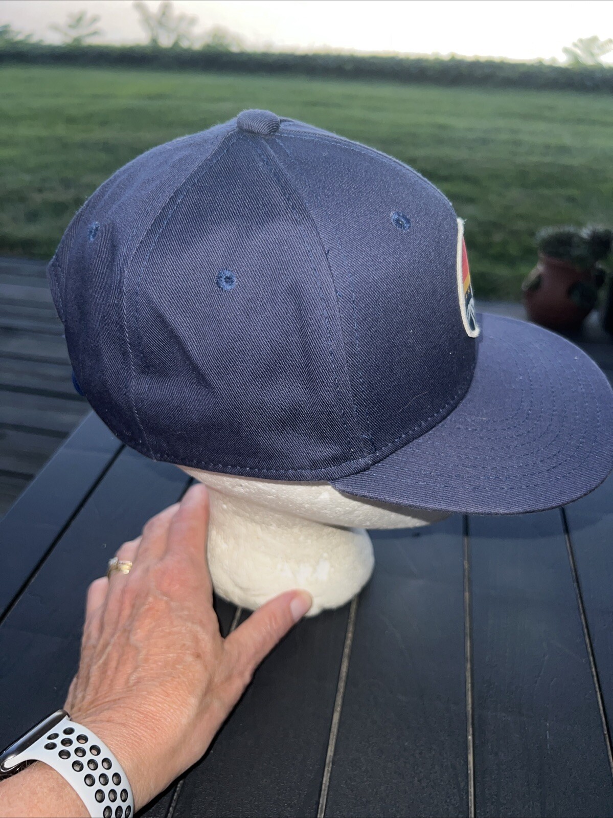 Vans Off The Wall Palm Tree/Sunset Patch on Hat Cap thats Navy Snapback EUC