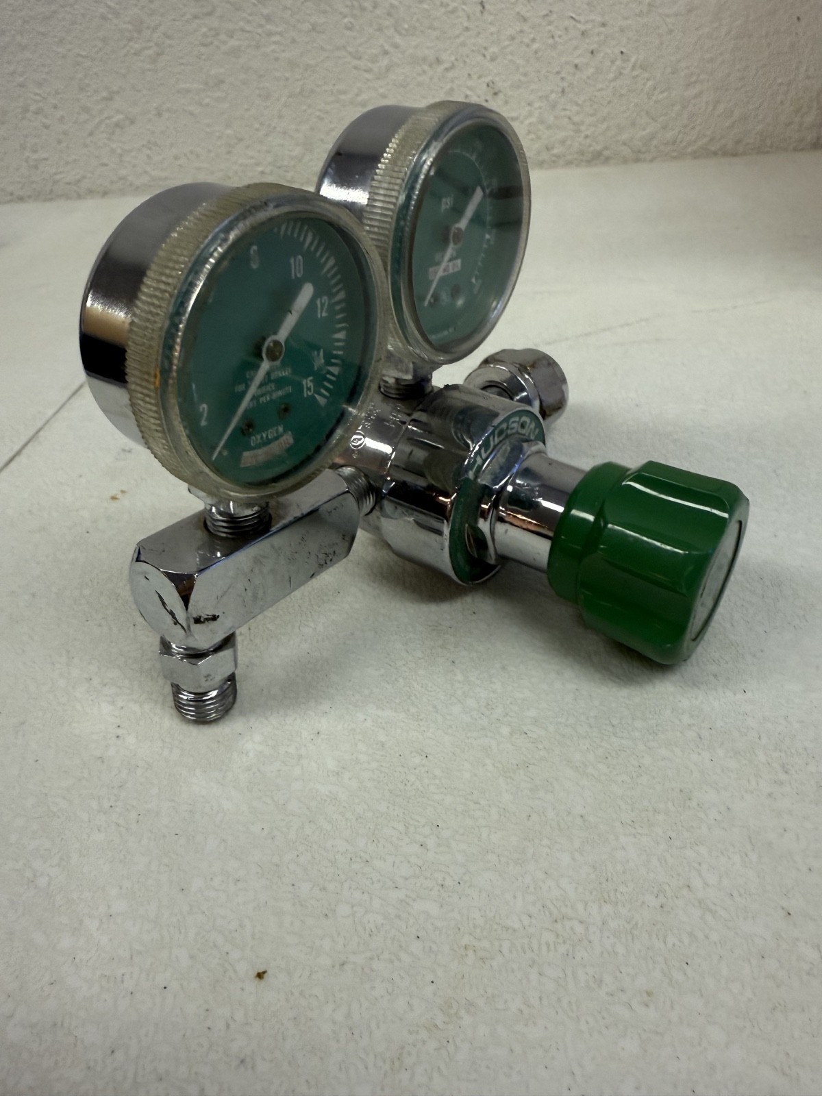 Hudson cylinder regultor