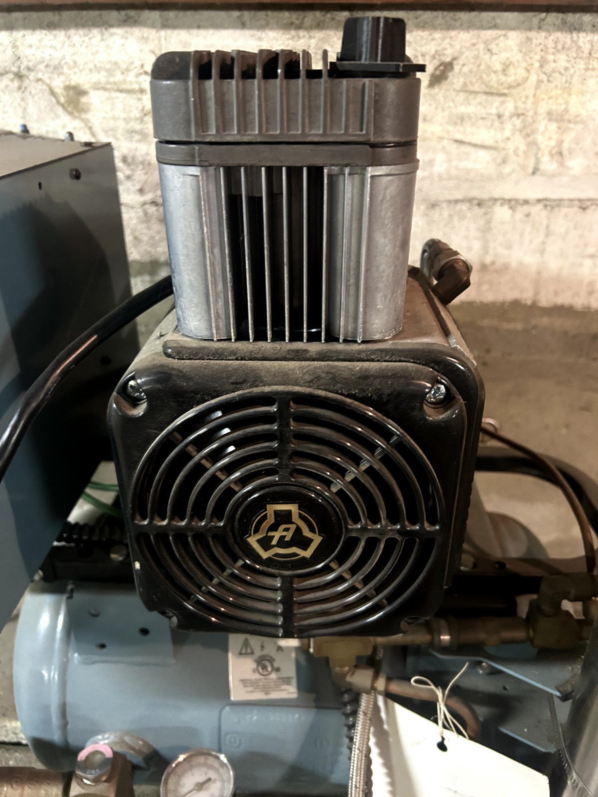 Air Techniques Air Star 10 dental air compressor WORKING