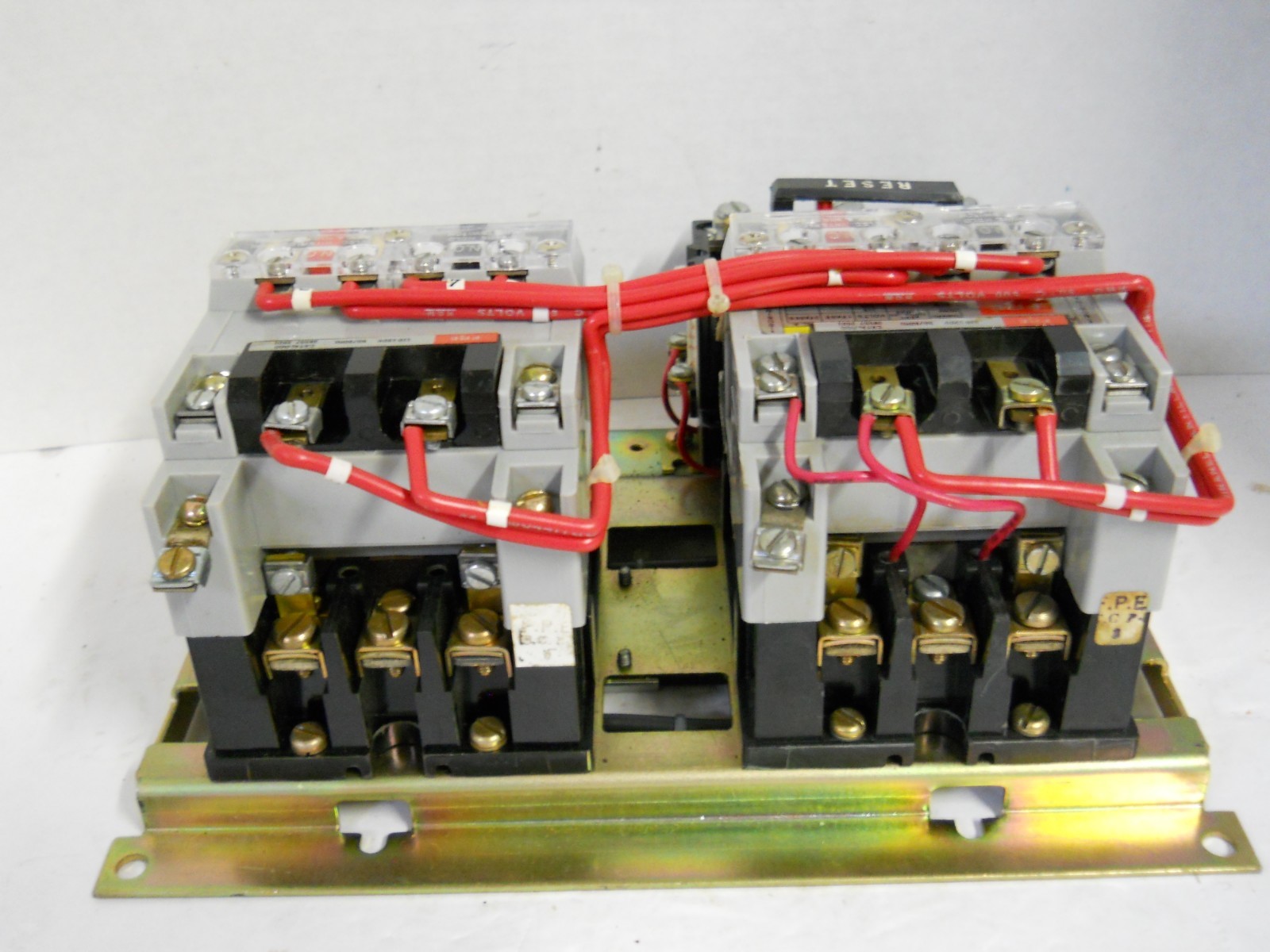 Electric FPE AH34-133-UC 20 Motor Starter 600 VCA w/Reset Federal Pacific NOS