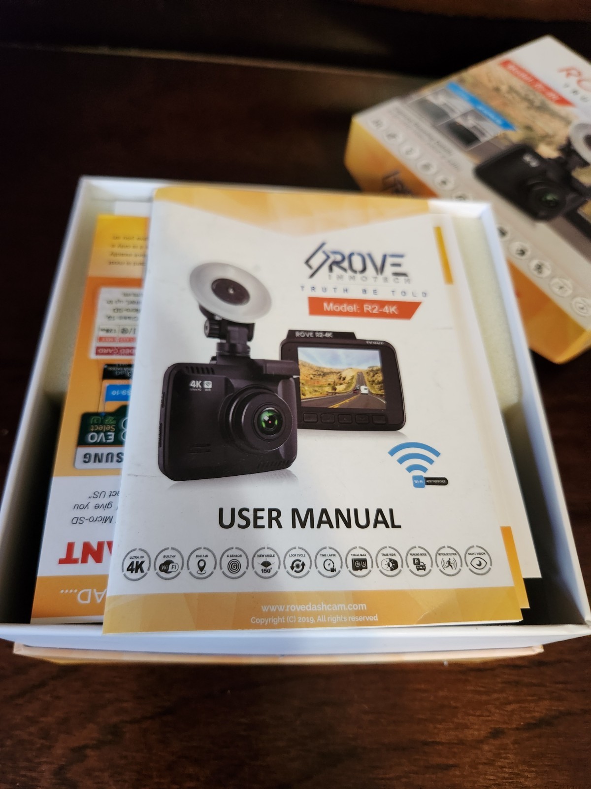 Rove R2-4K Dash Cam for Cars Ultra HD 2160P Dash Camera Built-In Wi-Fi & GPS NIB
