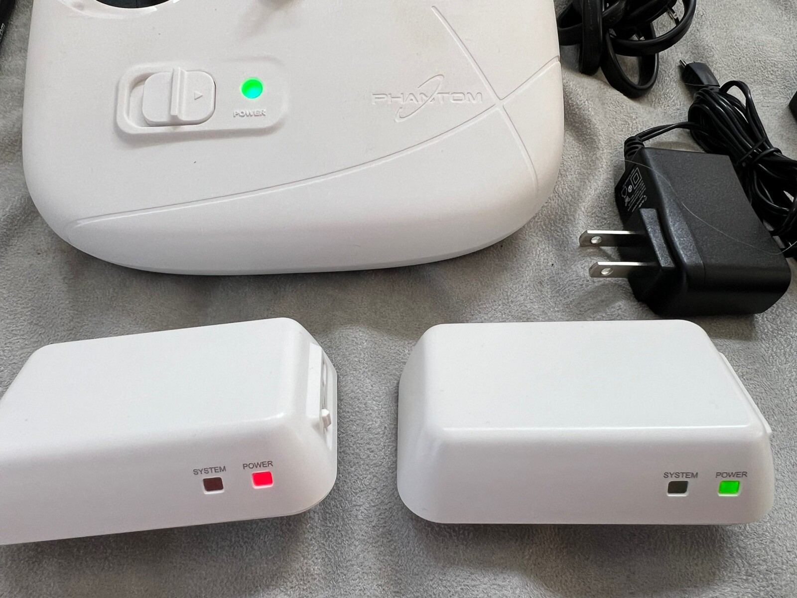 DJI Phantom 2 Vision PV330 1080p Camera Drone Transmitter EUC + Extra No Battery