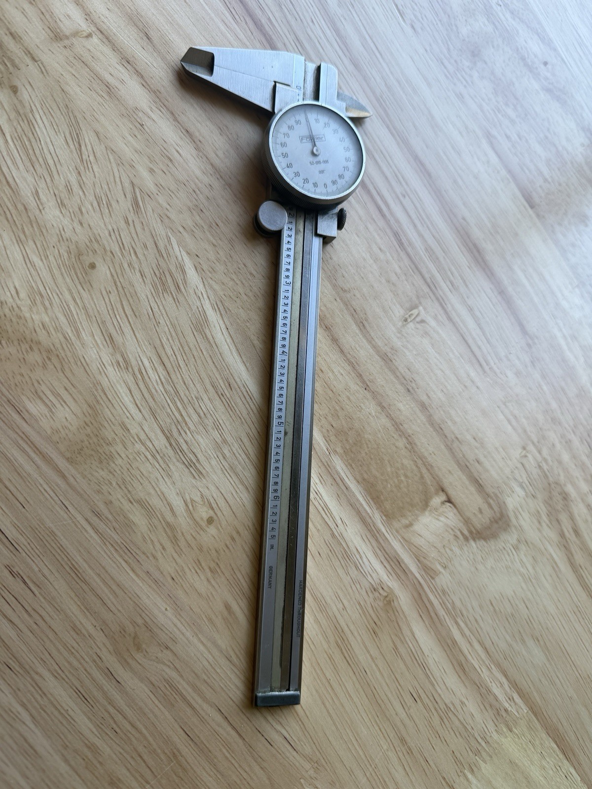 Fowler dial caliper