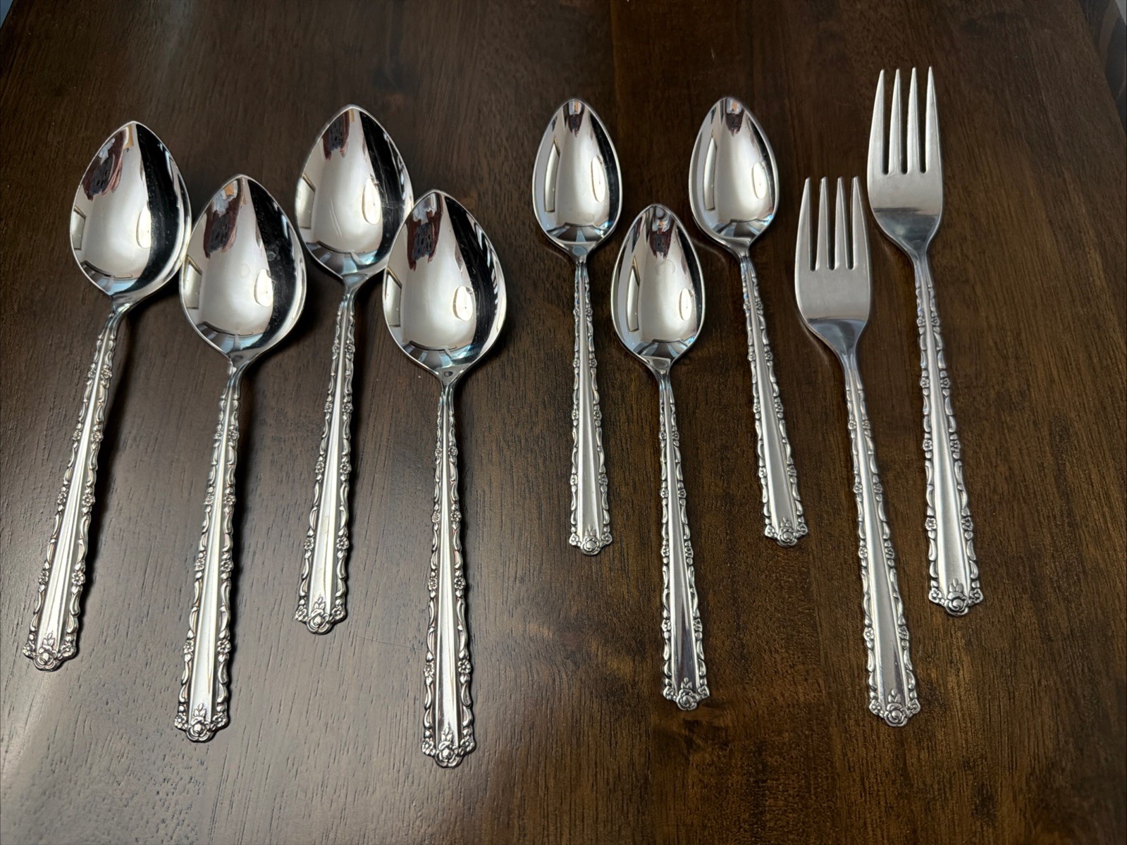 Lot of  9 Cherie by Oneida Deluxe Stainless Steel Small And Large Spoons. Forks.