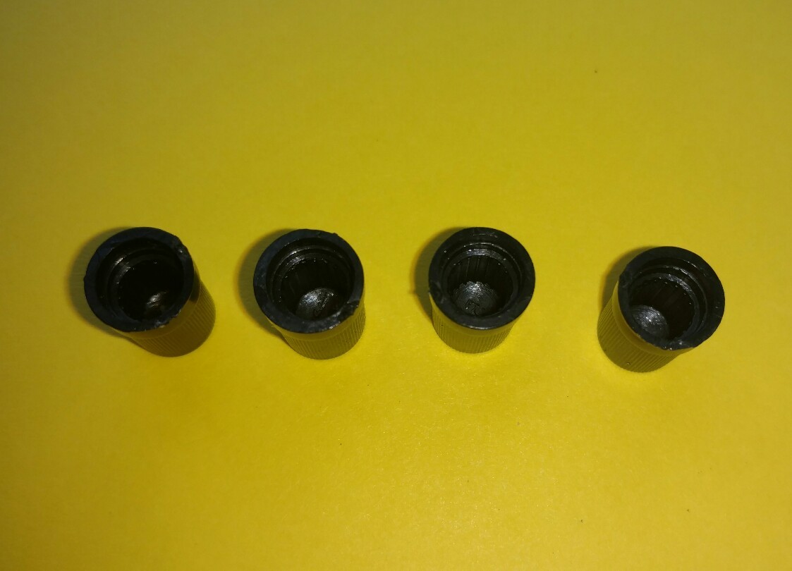 4 Small Mini Black Control Knobs Pedal Stompbox Mixer Projects Replacement Part