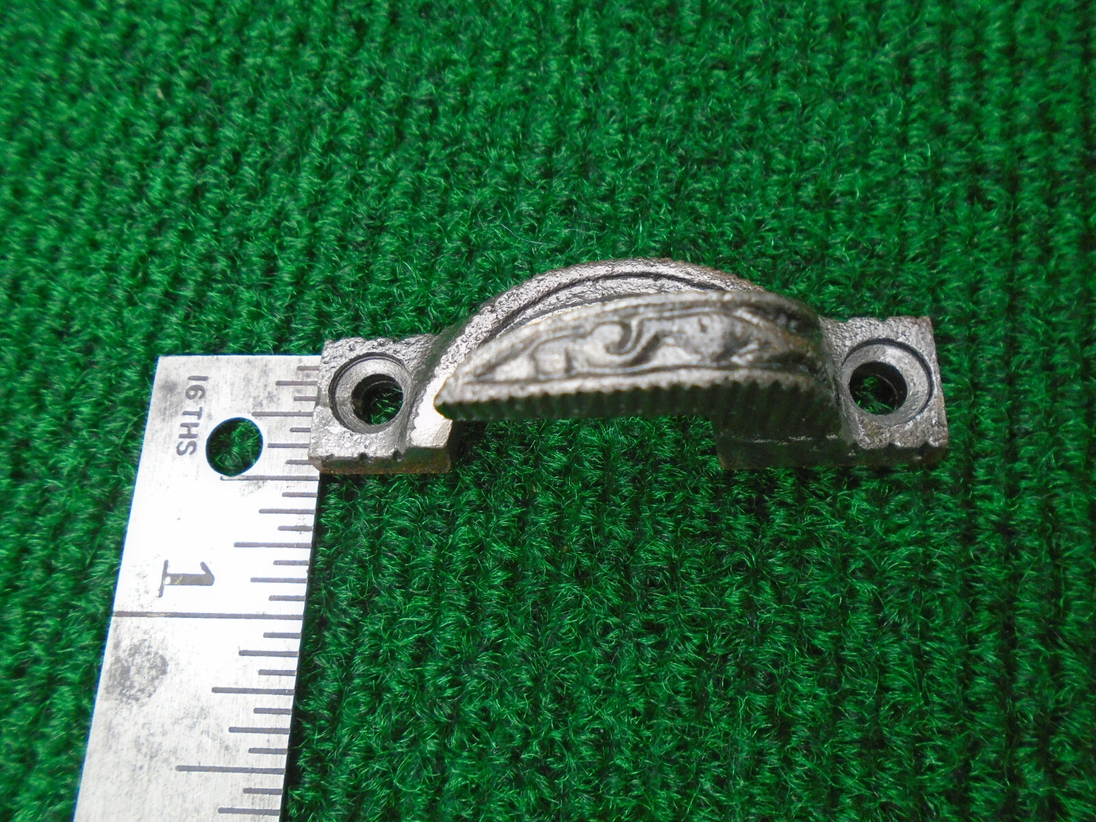 ONE 2 1/4" EASTLAKE STYLE SASH WINDOW LATCH KEEPER - CAST IRON (33290)