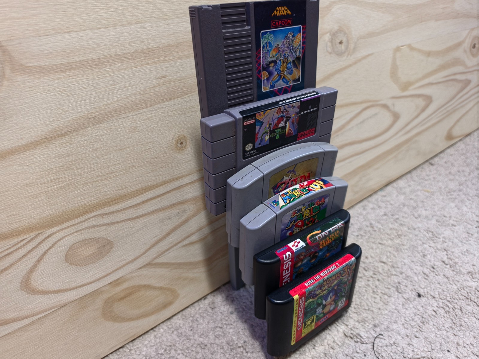 NES/SNES/Genesis/N64 Game Display Stand 6-Cartridge