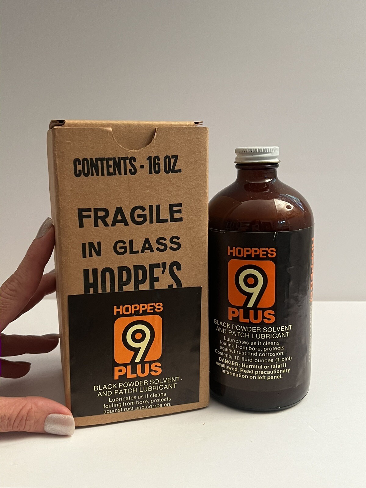 Vintage Hoppes 9 Plus Black Powder Solvent & Patch Lubricant 16 oz Bottle NOS!