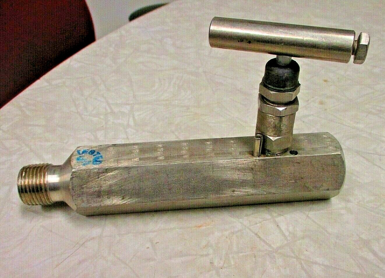 Needle Valve | ANDERSON-GREENWOOD H1RDS-44QL 021265-572 | 1/2" F x M |  6000 psi