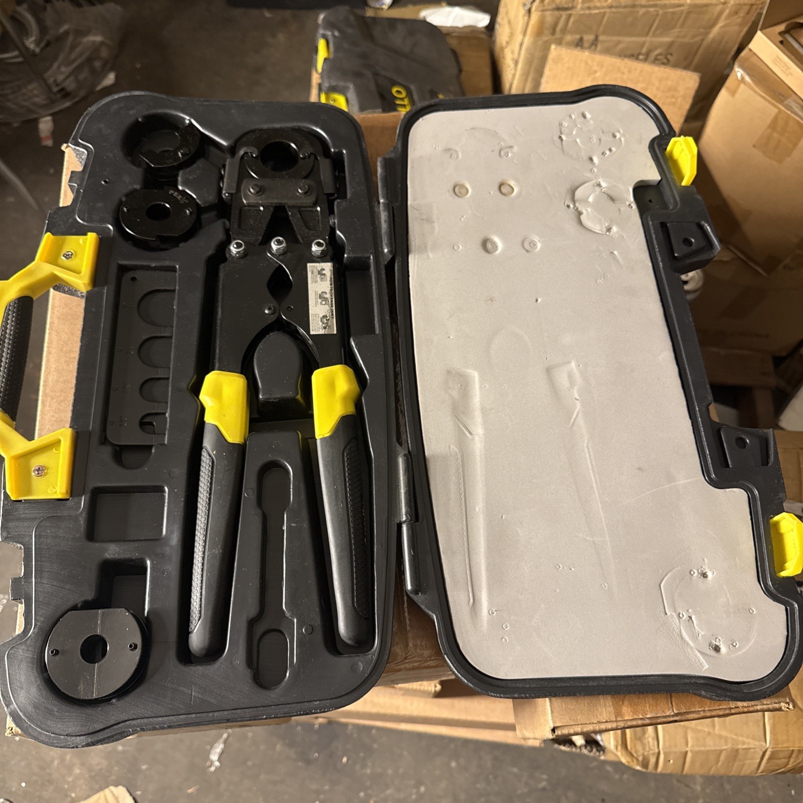 Apollo Multi Head PEX Crimp Tool Kit MISSING 1 INCH READ DESCRIPT