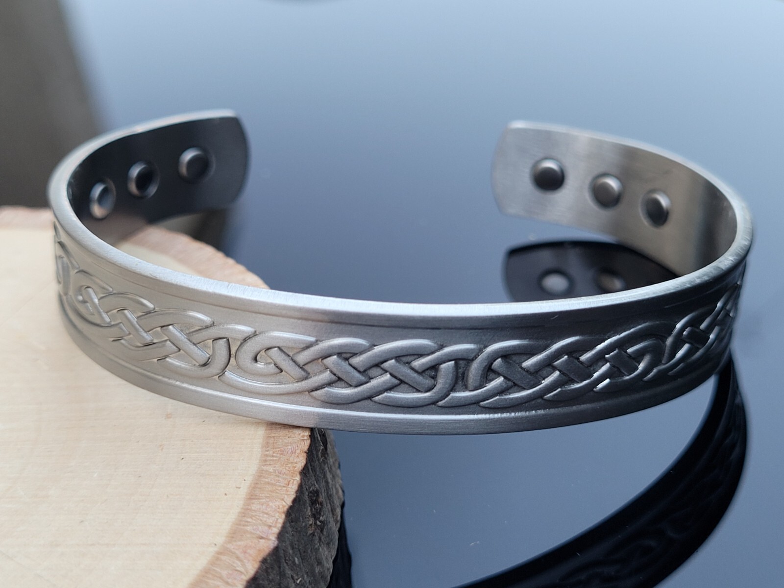 Silver Plated Solid Copper Magnetic Bracelet Arthritis Pain Therapy Cuff Celtic