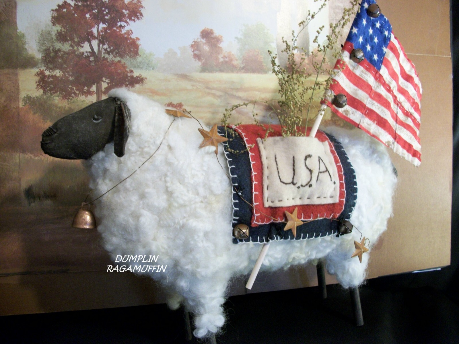 Pattern, Americana, primitive sheep, 15 in. Dumplinragamuffin,  #178