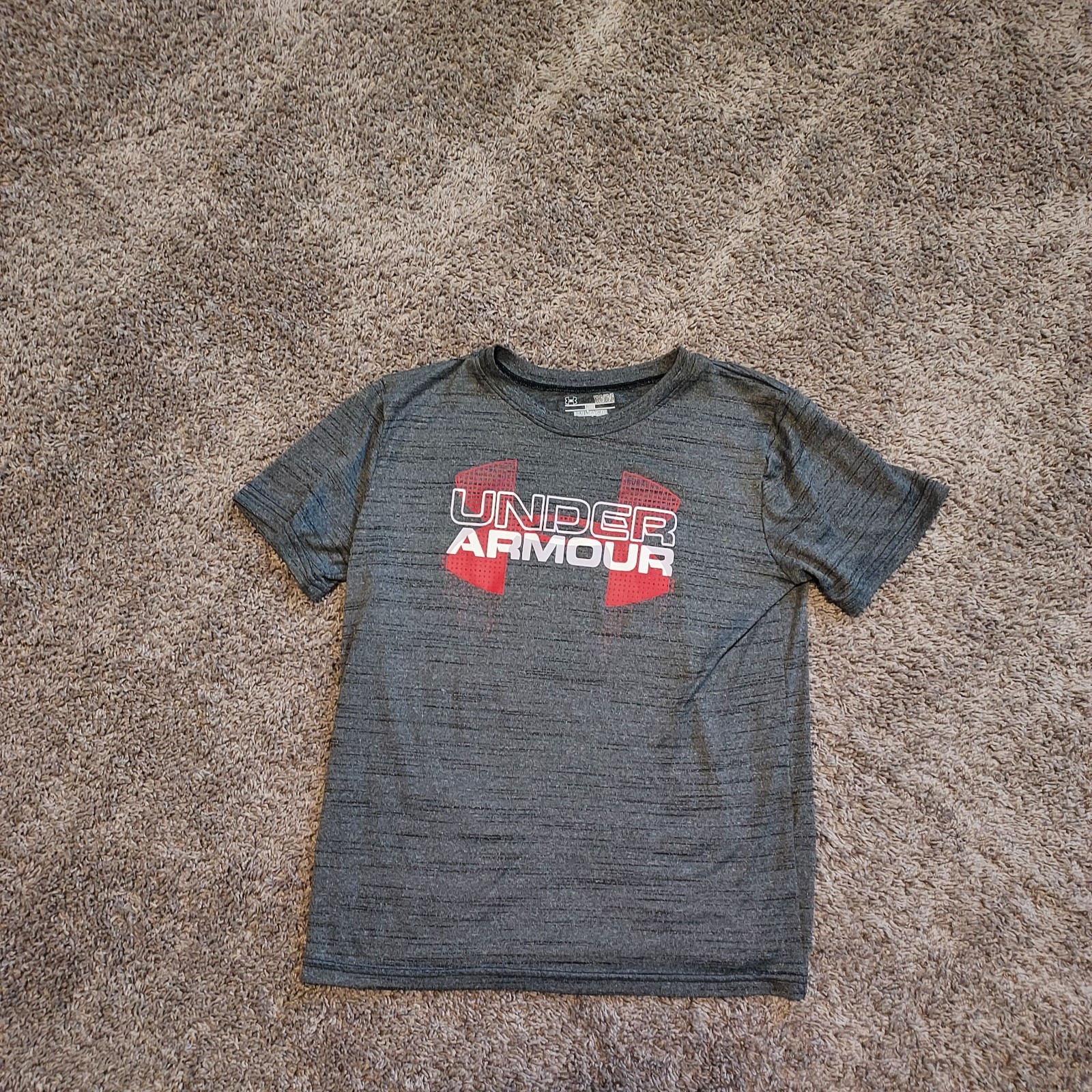 Under Armour  Athletic Shirt Size Large VGUC