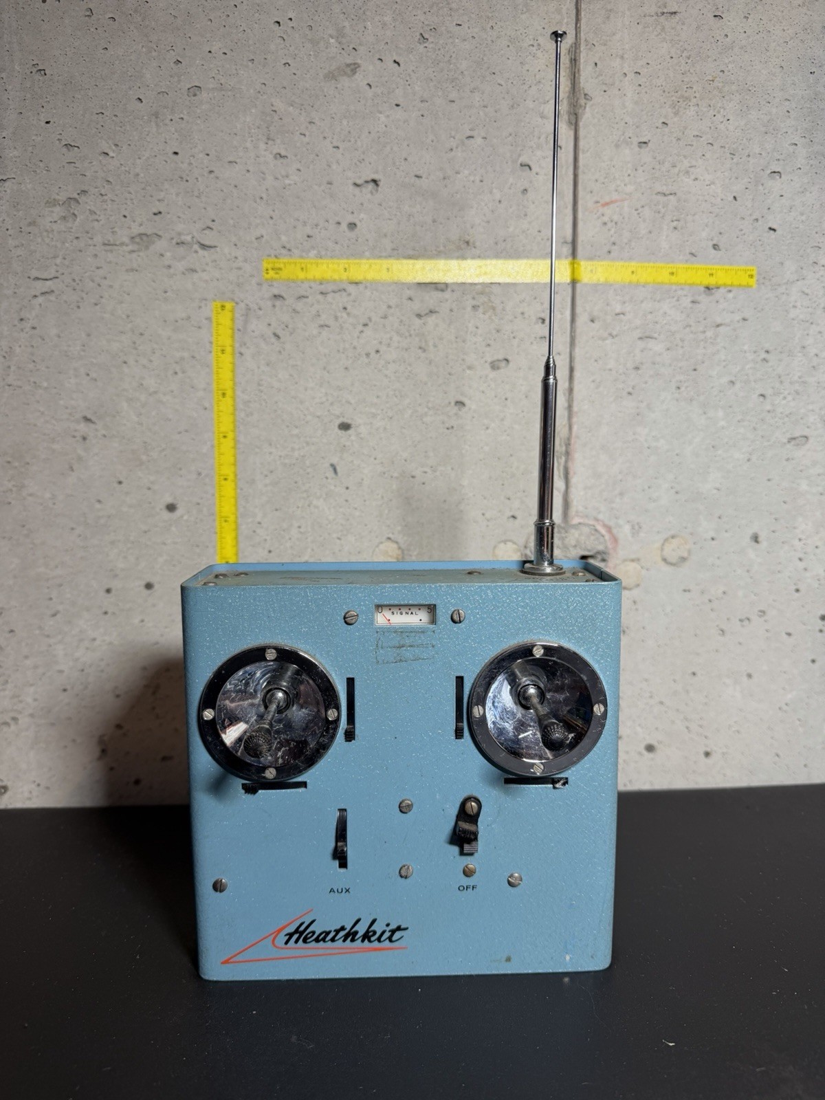Vintage Heathkit GDA-19-1 4 MTR Airplane Dual Joystick Remote Control Untested
