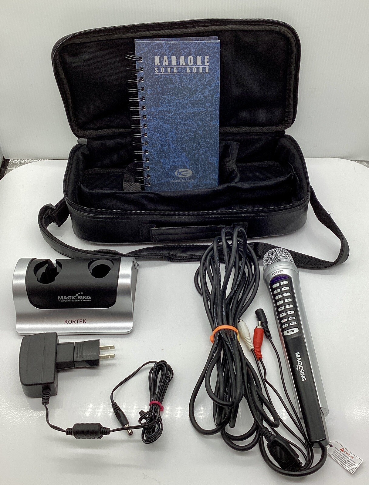 Magic Sing ET9K Microphone With Adapter With Bag And Booklet.