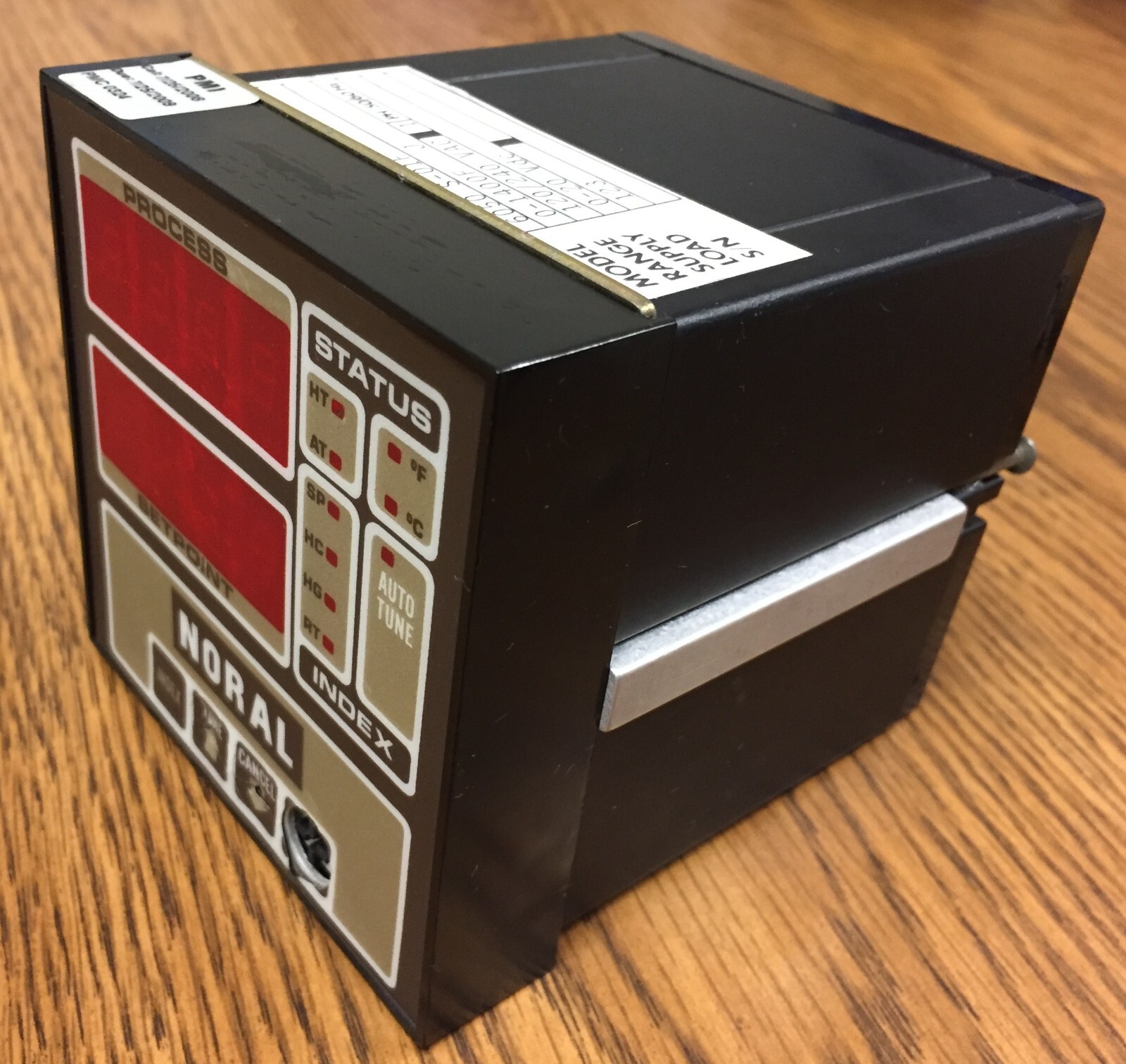 Noral 6050-S-01F Temperature Controllers
