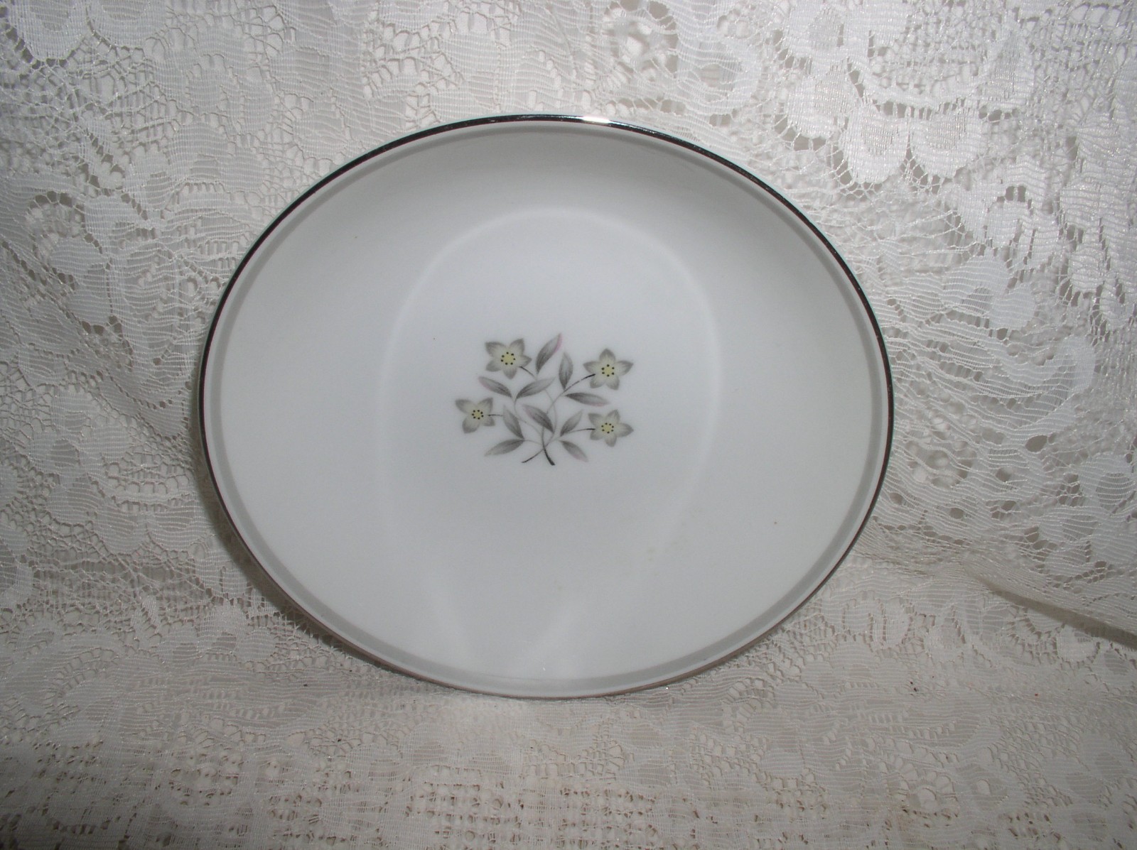 Meito China Grace Fruit Bowl