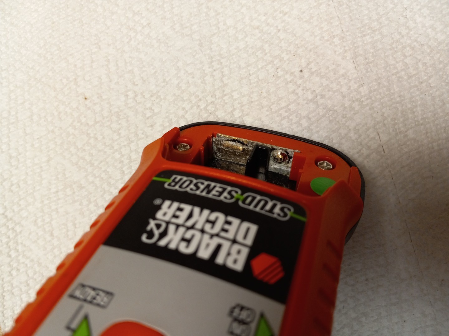 Black and Decker SF100 Stud & Metal Sensor Finder LED Indicators