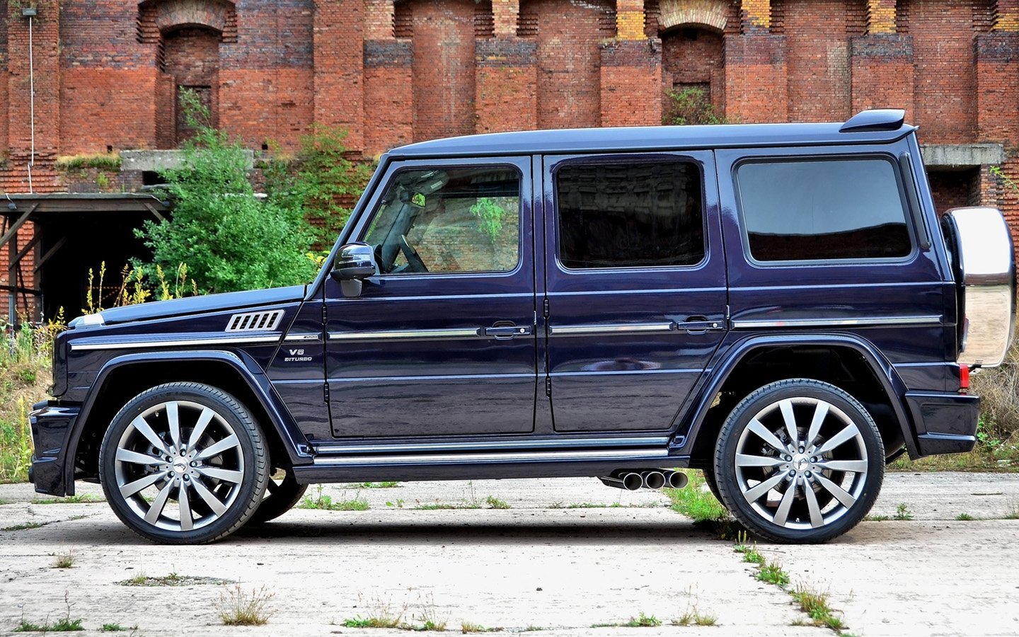 Cars 2014 art mercedes benz g55 amg streetline Desk Mat Stitched