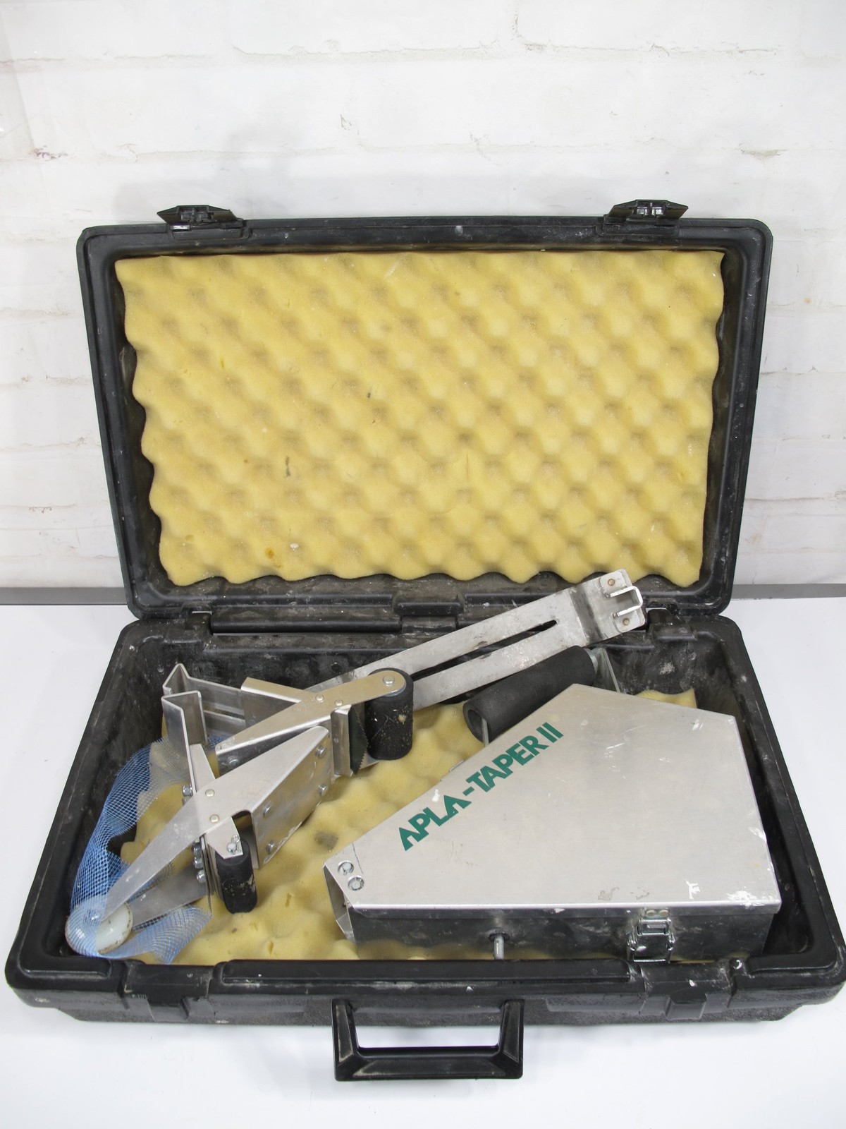 Alpa-Tech Apla Taper II Professional Drywall Sheetrock Banjo Taper