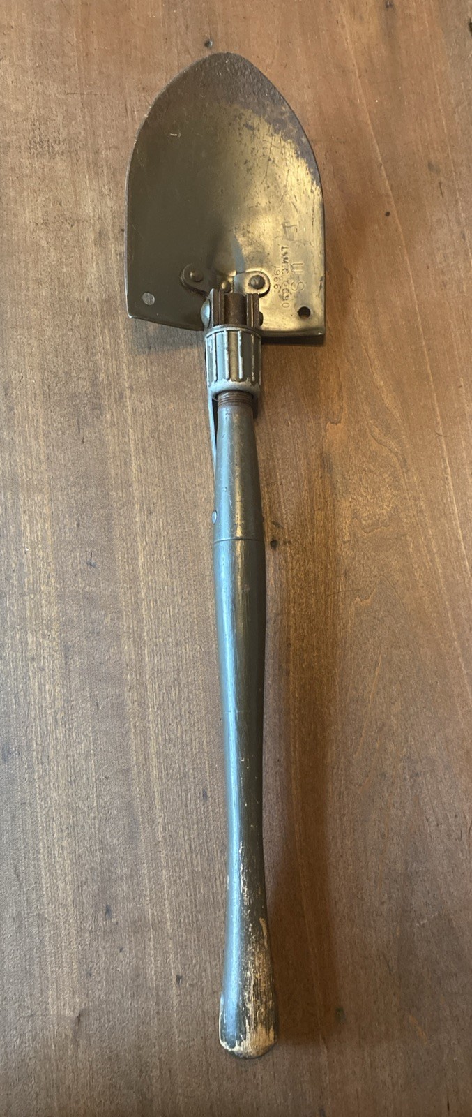 Vintage Vietnam War U.S. Entrenching Tool/Shovel With Pick 1966 L.M.C. 090