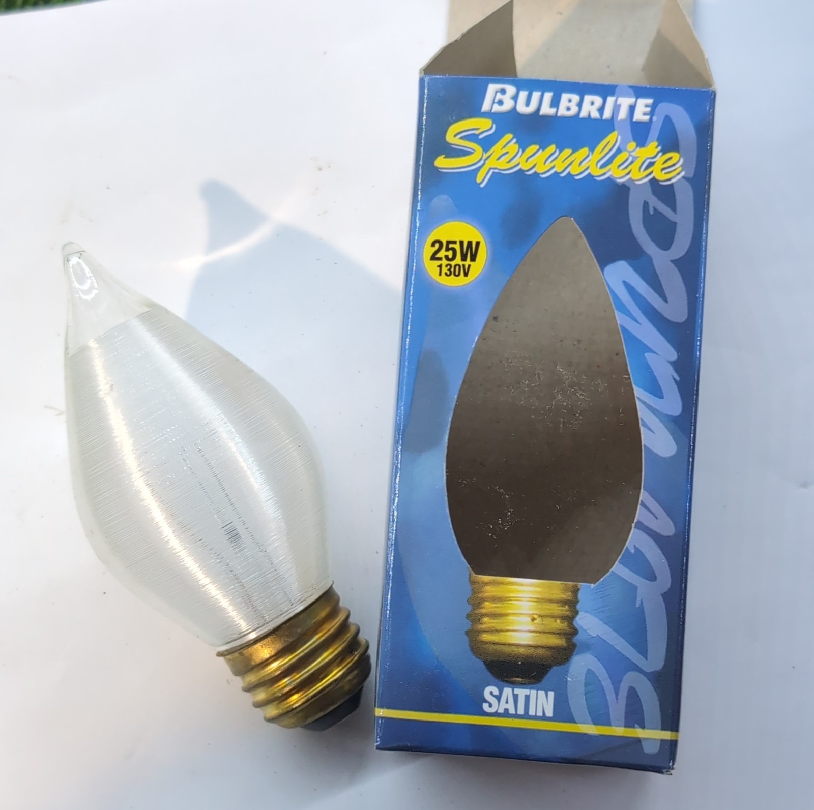 Spunlite Candle Bulb Bulbrite 25W 130V Satin Finish Energy Efficient