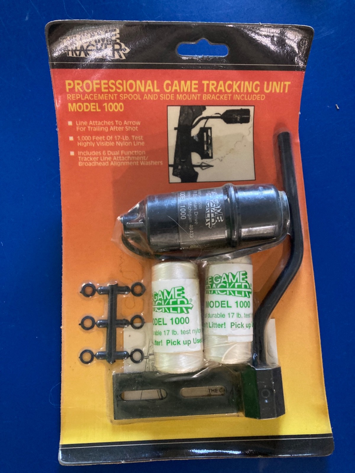 NOS Game Tracker 1000 Game Tracking Unit ARCHERY Mount Bracket Extra String USA