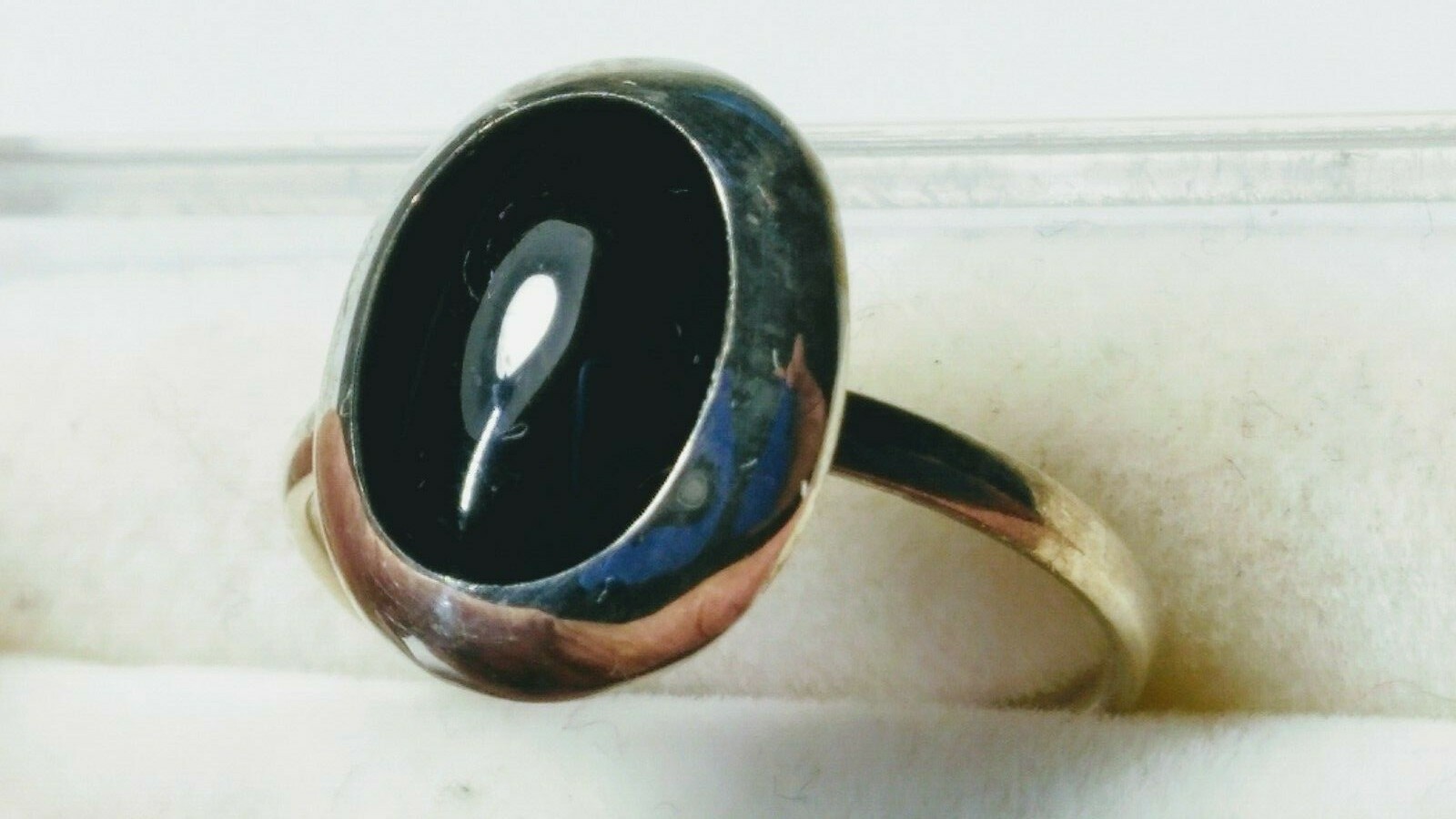 CUTE BLACK ONYX IN STERLING SILVER.925 RING SIZE 6.5-6.75 AND 5.5-5.75!