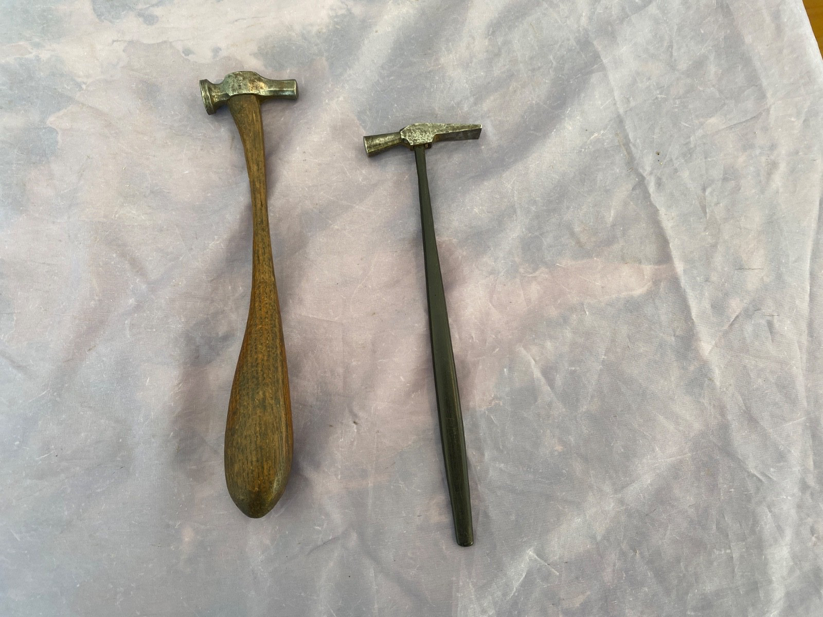 LOT OF 2 VINTAGE SILVER SMITH JEWELRY HAMMERS 1.1 OZ AND 2.6 OZ - VERY GOOD COND