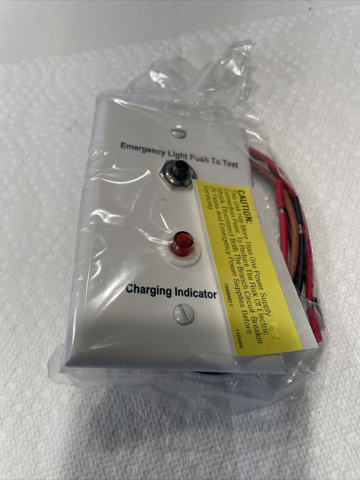 New Leviton Emergency Light Push To Test/ Charging Indicator Light Face Plate