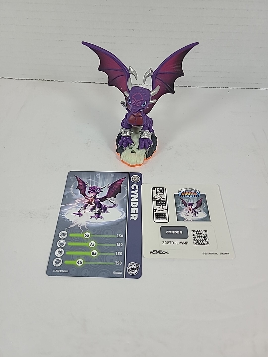 Activision Skylanders Giants Stealth Cynder Orange Base With Card & Sticker
