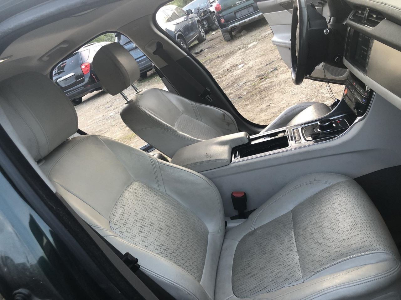 Sun Visor Left Driver Fits 16-19 XF 935945