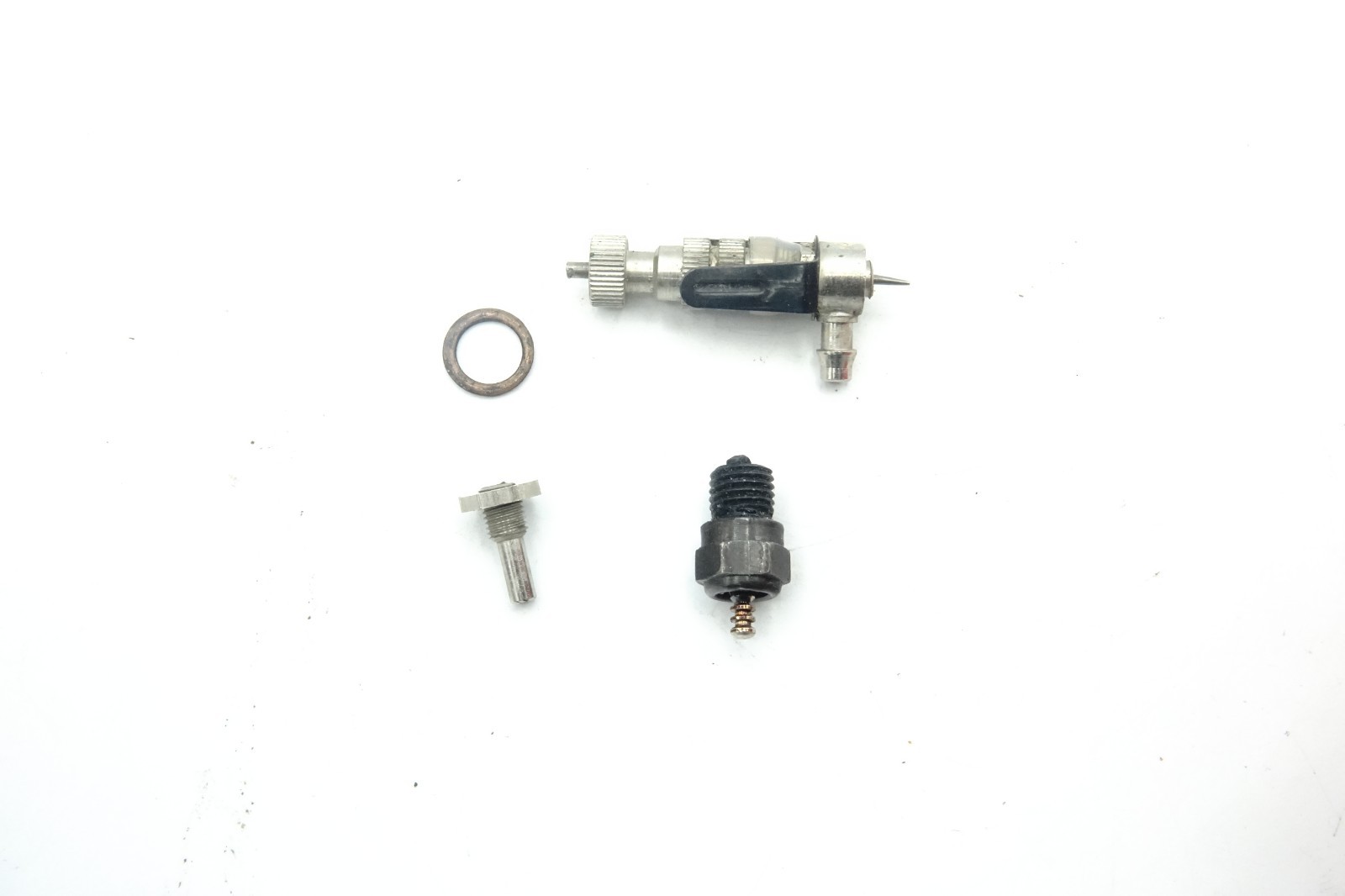 Vintage O.S Max FP 40 RC Airplane Engine with Muffler Has Compresion